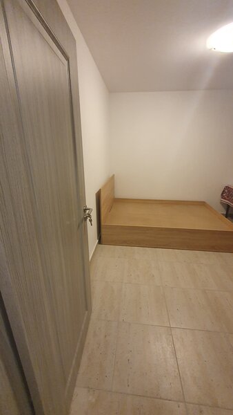 Drumul Taberei, langa parc, et. 10, cu 2 lifturi, amenajat prima inchiriere